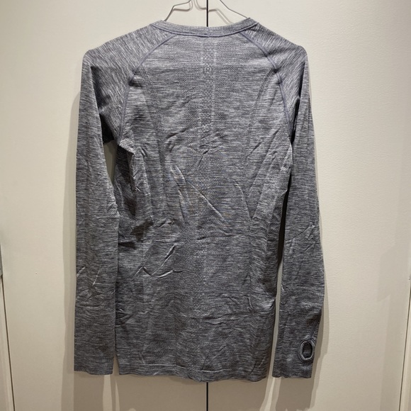 Lululemon tech long sleeve running shirt - Picture 2 of 4